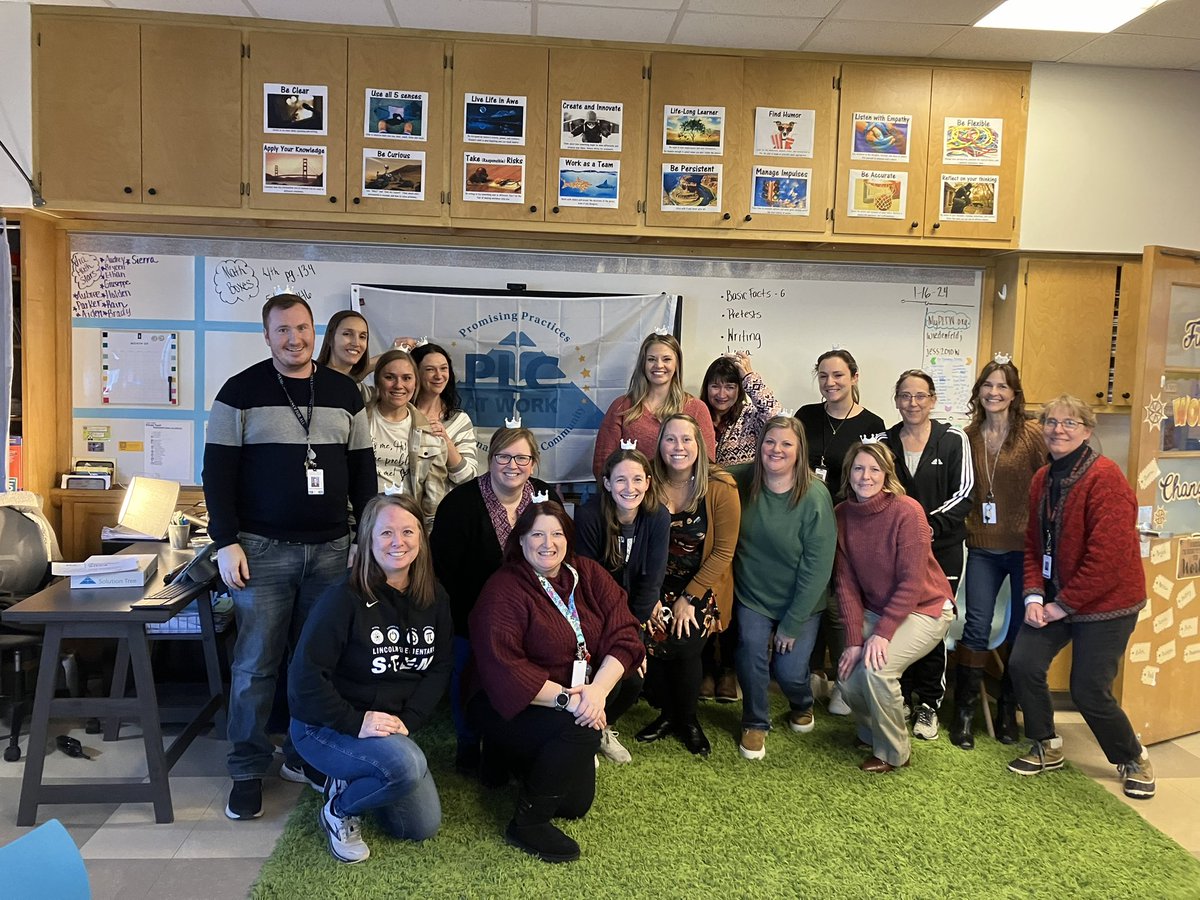 getz_teaching's tweet photo. We are one step closer to being a Model PLC School. Growing them to and through the crown. @unfoldthesoul @SolutionTree https://t.co/khnCEE7EUQ