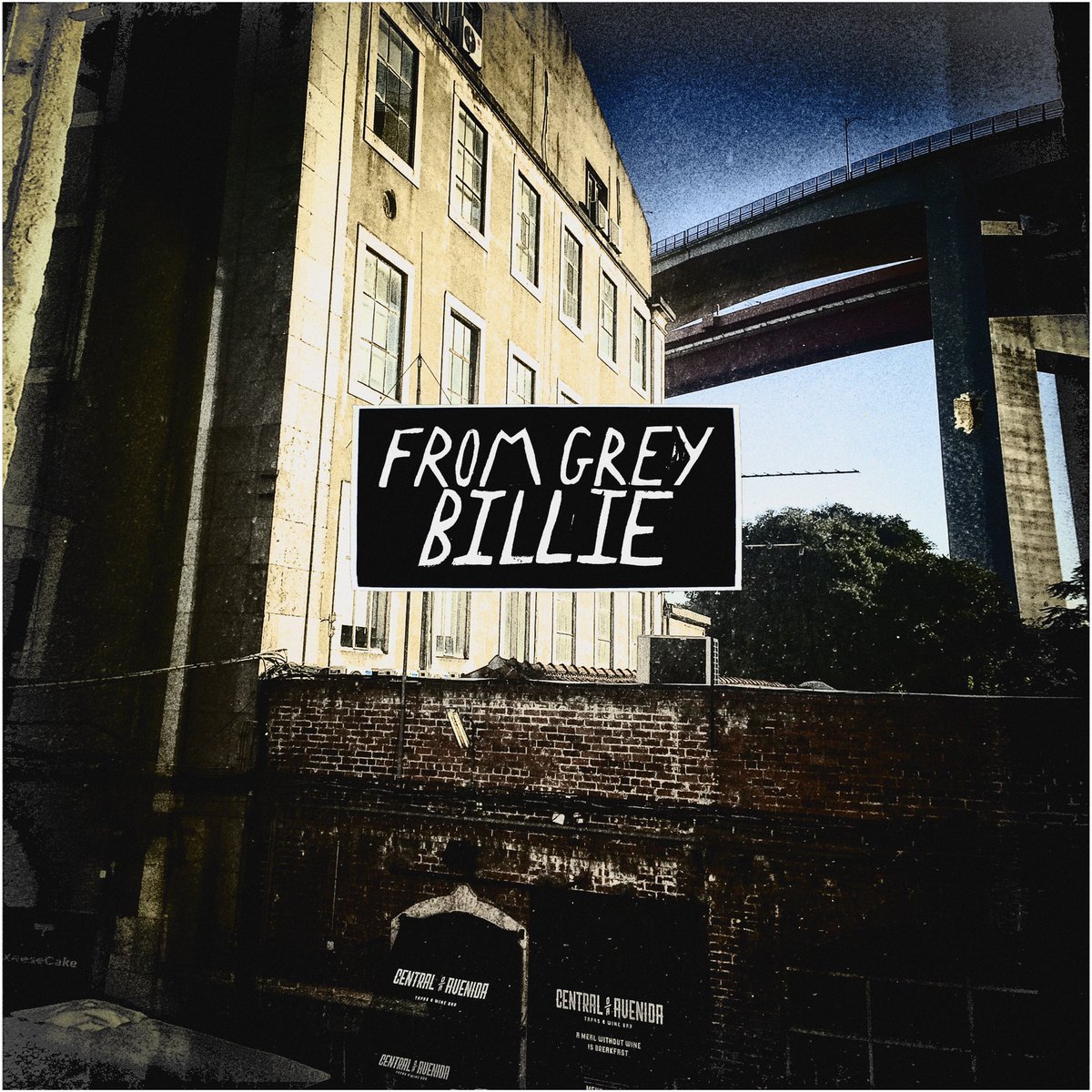 Nous sommes très heureux de vous annoncer la sortie du single #Billie le 24 janvier prochain ! 
Les préventes de l’album #ToDust sont ouvertes pendant encore 12 jours juste ici : fr.ulule.com/fromgreymusic-…
N’attendez plus !
#FromGrey