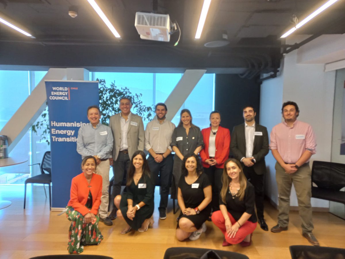 WEC_Chile's tweet photo. Hoy partimos con la primera sesión 2024 del Nodo de Sustentabilidad de @WEC_Chile con 15 de nuestros socios.

Mención especial para #ISAInterchile que nos recibió en sus oficinas y a @Mrebolledointe1 que actuó como facilitador del encuentro.

Vamos x + 🤗 https://t.co/ZW3TUEOGjq