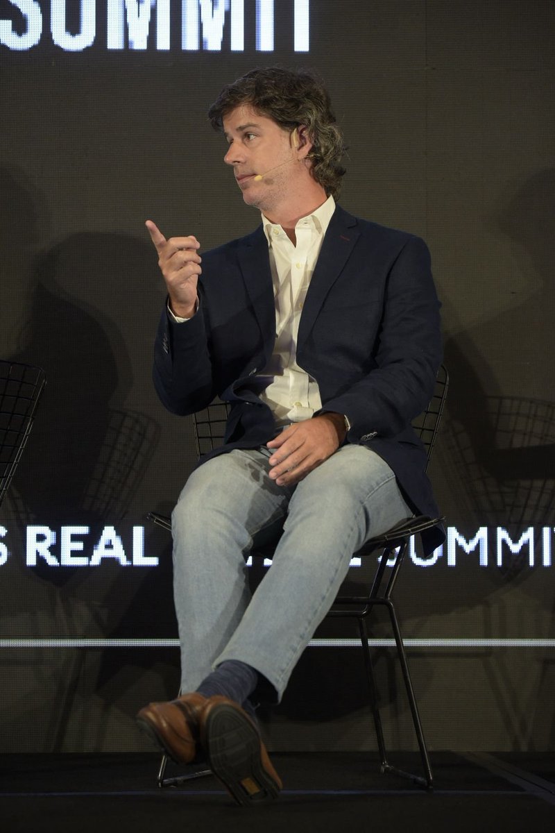 forbesuruguay's tweet photo. Ricardo Frechou, fundador de InfoCasas y CEO de 360 Latam: "Los últimos años lo que paso con compraventa de bienes inmuebles se estan monetizando y usándose como commodities. Hoy se ve mas como un producto financiero que como se veía antes " #ForbesRealEstate https://t.co/8FZoribxKN