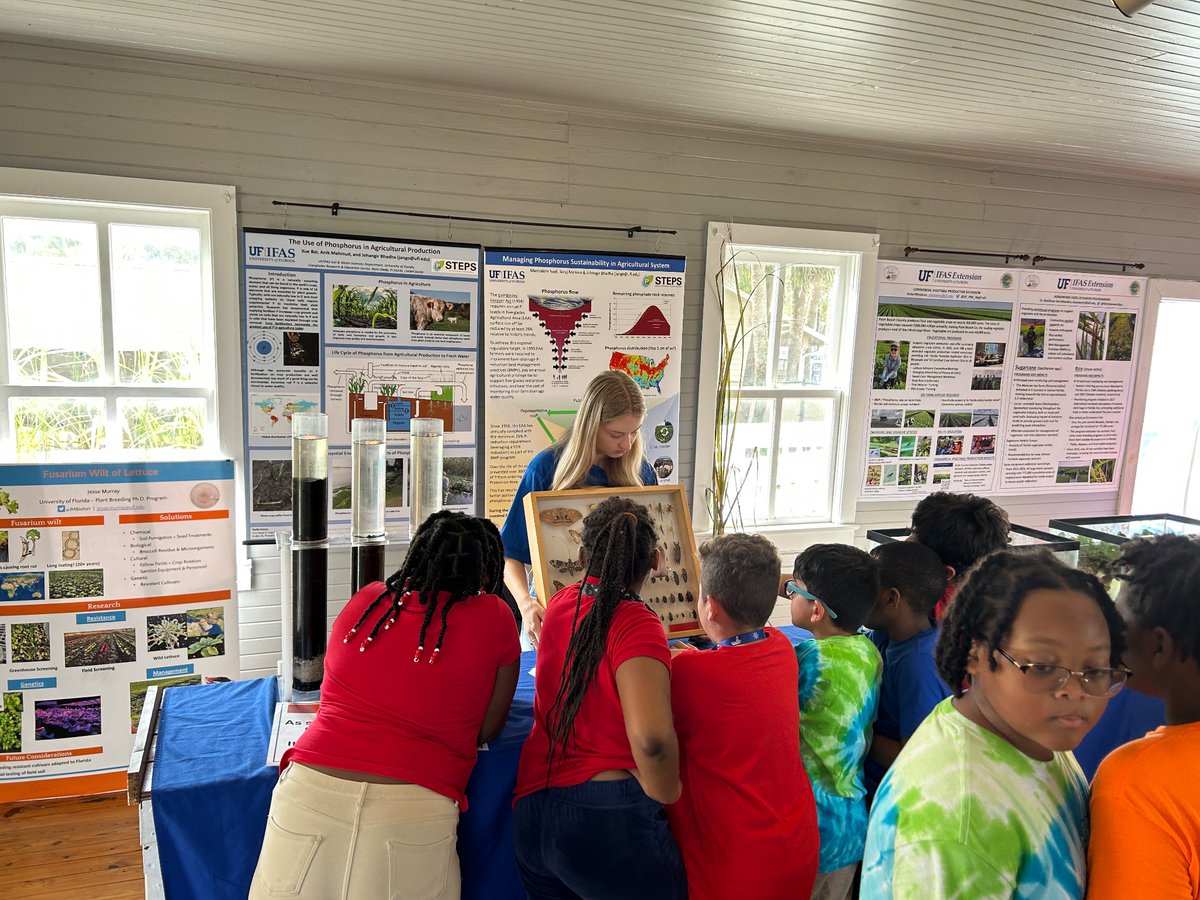 The best part of extension is seeing the enthusiasm in our future scientists as they learn about sustainable agriculture. School tours are part of the @SoFlaFair and we love interacting with the kids. @IFAS_Extension @ErecStudent @EvergladesREC