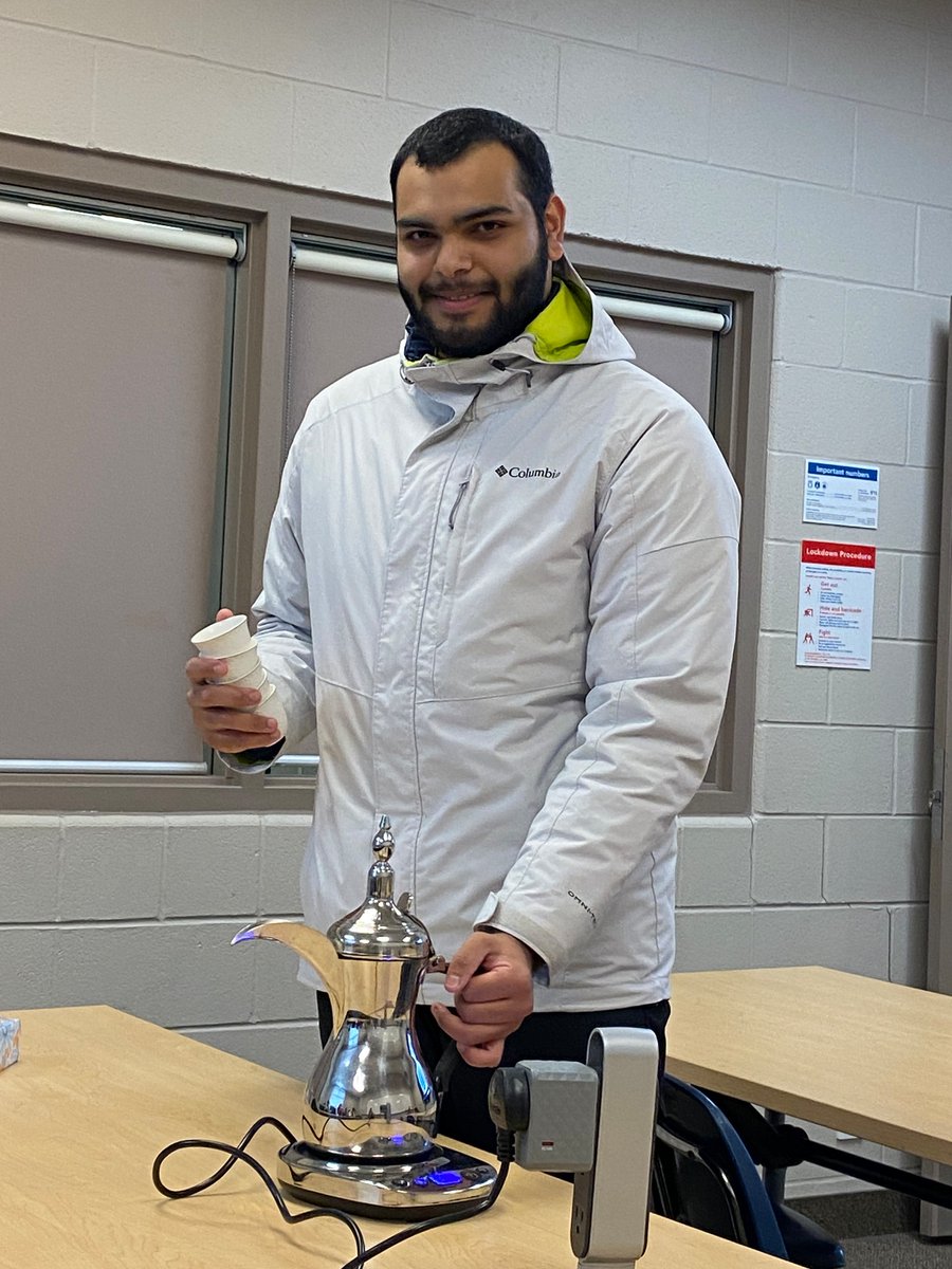 ELSGeorgian's tweet photo. Brewing connections in our conversation circle today! ☕️ Join us every Tuesday at the Barrie campus from 11:00-12:00 in room A253. #Georgian #Conversation #EAP #Barrie #ExperienceGeorgian https://t.co/63fFzgxSyH