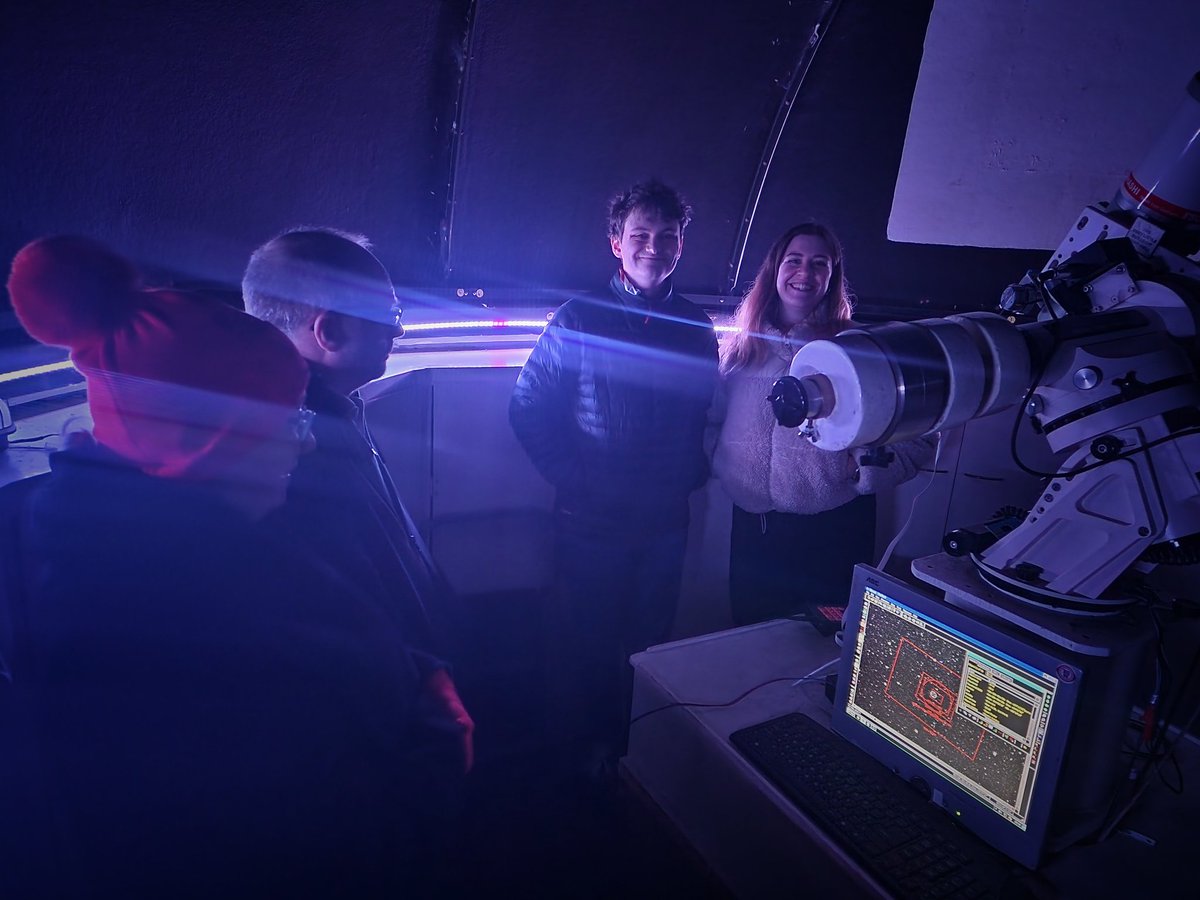 DoncasterAstro1's tweet photo. Tonight we enjoyed a fantastic talk by Georgia followed by some observing in the domes! Our members were treated to observing the Moon, the Pleiades, the Great Orion nebula and Jupiter with its 4 Galilean moons

#astronomy #doncasterisgreat #Doncaster https://t.co/ksd12OYQxD