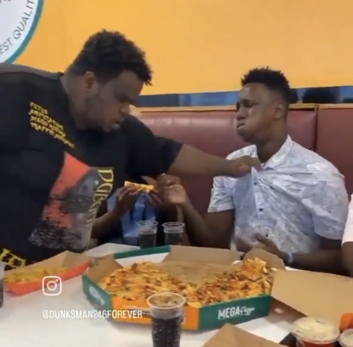 Bigman_Z_'s tweet photo. @shivaye01 @zerochills It was at this moment 🤣🤣🤣🤣 https://t.co/SH1u2AJ6VN