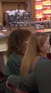 HollsteinVamp's tweet photo. Nos van a regalar un momento mágico con #Luimelia 
Por fin, ellas están de vuelta https://t.co/dMINchnddq