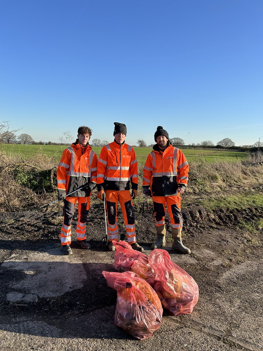 We have begun our clean up operation plans, removing litter from our countryside and roadsides. We are keen to speak to @Essex_CC, @BraintreeDC, @ChelmsCouncil, @BraintreeDC, @JamesAbbott2013, @johntymckee2 @essexlive to show how the construction industry can serve Essex.