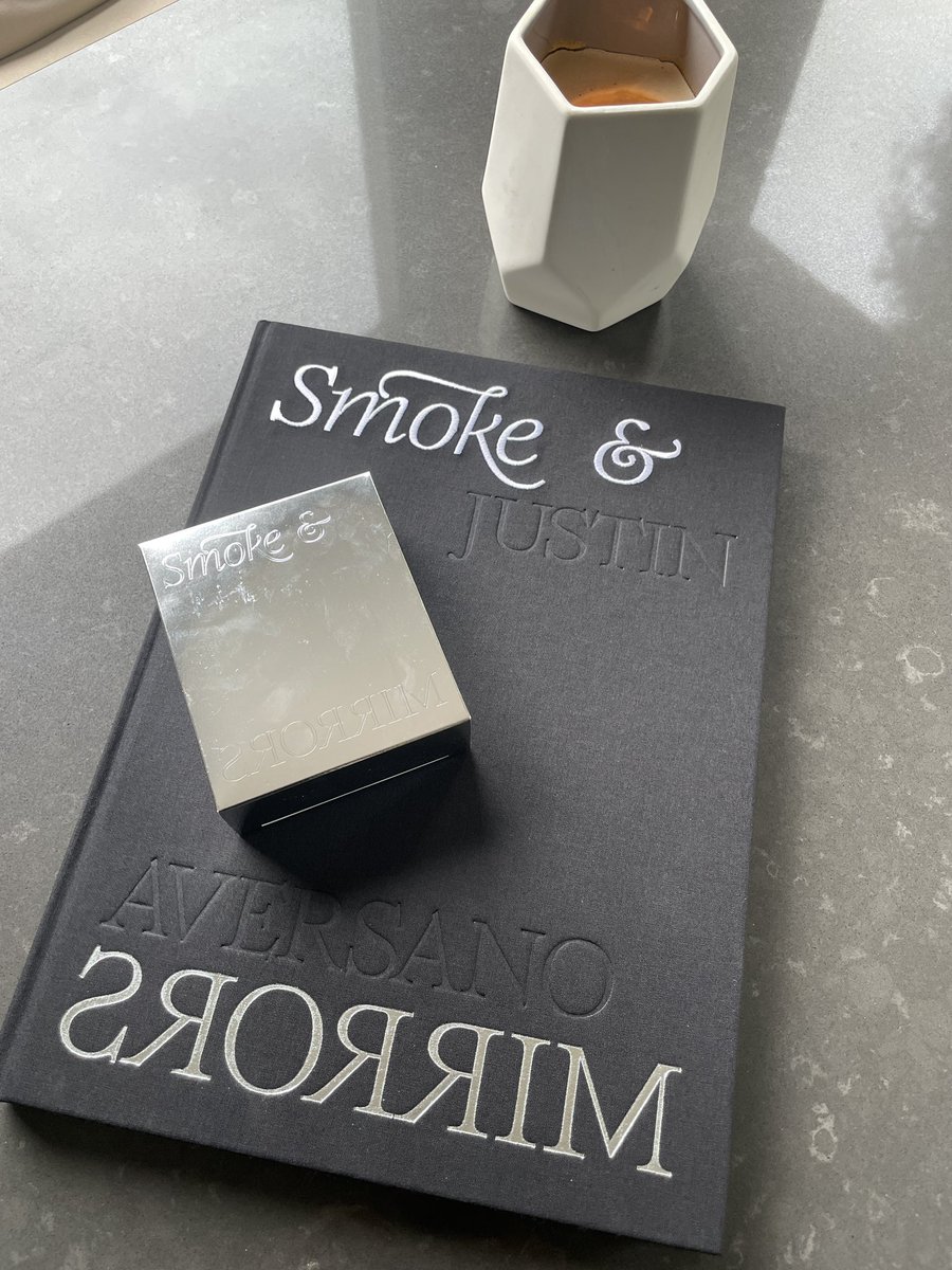 lisakolb_xkey's tweet photo. Just received my @justinaversano Smoke &amp; Mirrors book and Tarot deck! ✨🙌🏼❤️‍🔥

Amazing photography, beautiful finishing with embroidery plus silver emboss and gilded edging 🩶

Great way to start the New Year - todays pull: Nine of Staffs 💪 https://t.co/UuQ8alqvhA