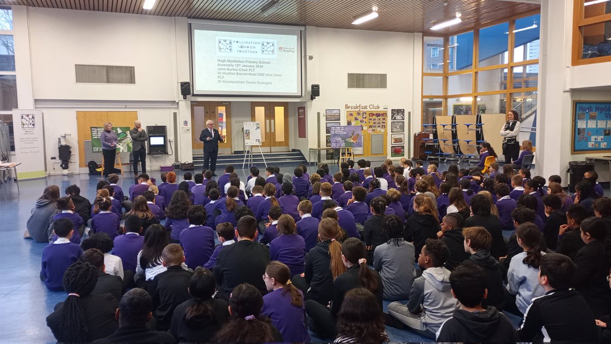 RobCaseyWCT's tweet photo. On Friday @PollinatingLT presented to @HughMyddelton school as the first part of a project to develop the green spaces at the school to increase pollinators, encourage biodiversity and learning about pollination https://t.co/b61uYSA9yW