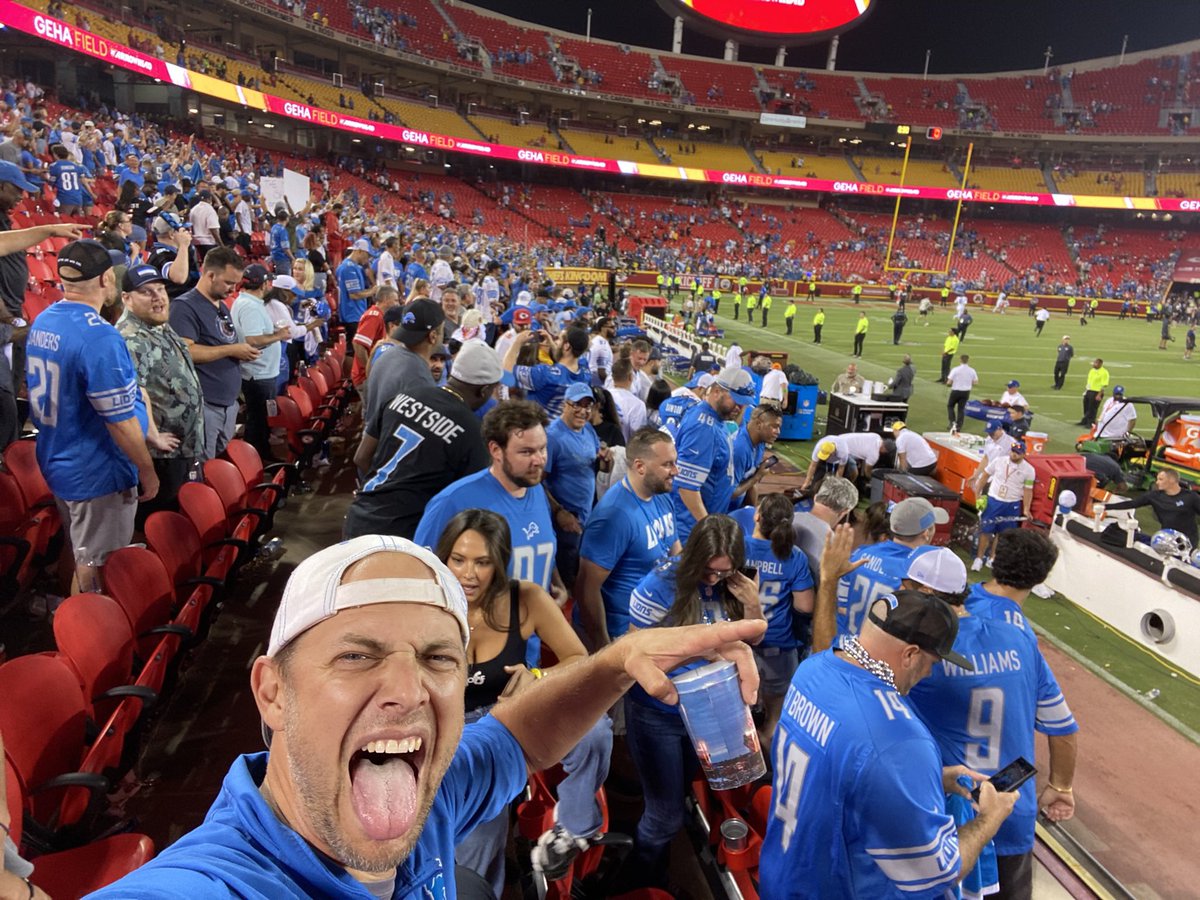 MegaD_81's tweet photo. @C4SEY85 How 2023 football season started vs how it’s going now!!! Let’s go @Lions 

And we’re not finished.
#AllGrit https://t.co/OQnxQHb5a3