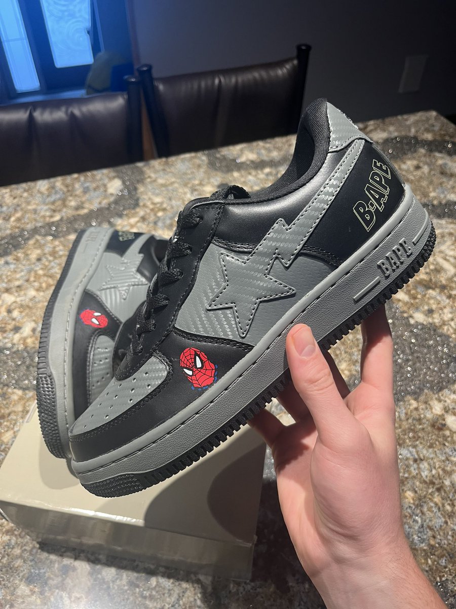 grailedpolice's tweet image. #Bapesta x Marvel “Spiderman” 2012
