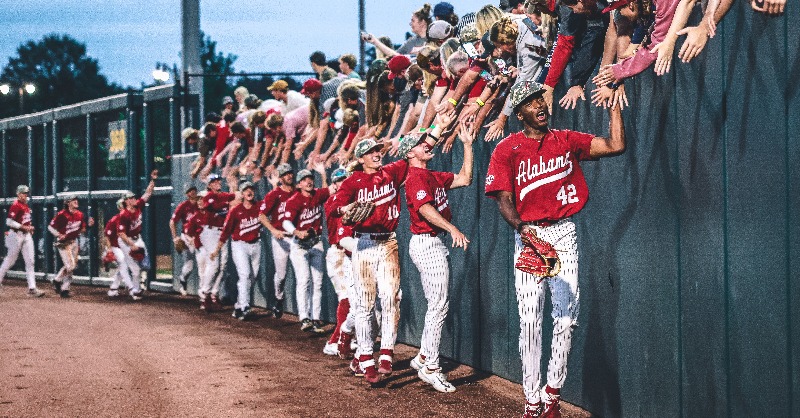 UA_Athletics's tweet photo. Can't wait to be back at The Joe 🤩

#RollTide | @AlabamaBSB
