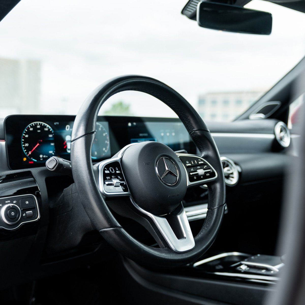 hgregauto's tweet photo. Luxury + Affordable Cars = HGreg โค๏ธโ
โ
โ
#HGreg #SaveMoreDriveHappy #BestDeals #BestCars #Miami #Doral #PalmBeach #Tampa #Orlando #Houston https://t.co/W3SSXr8SPG
