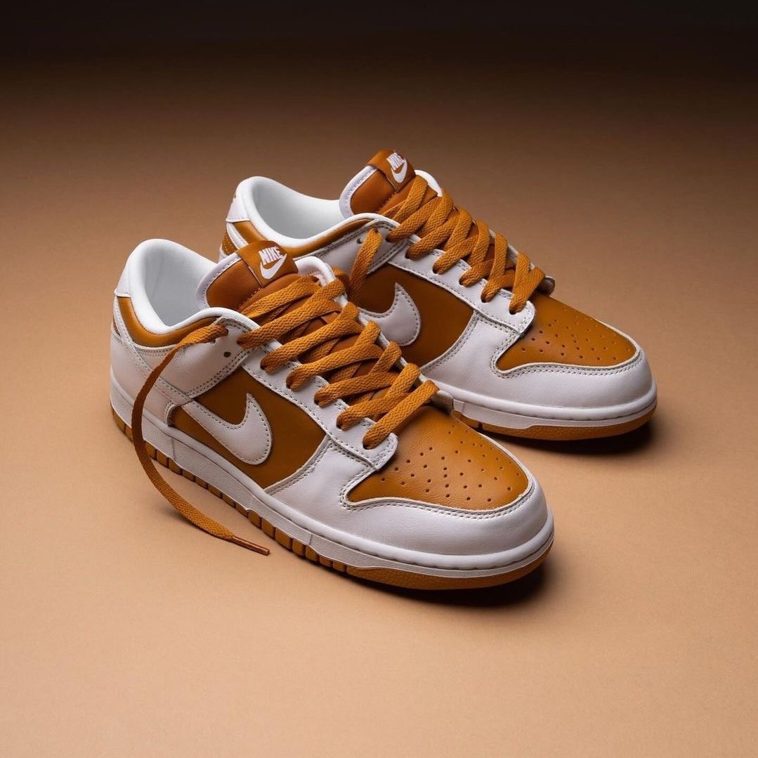 The Nike Dunk Low 'Reverse Curry' releases this Friday at 9 am on the SNKRS app 🤘 While not an official UT shoe, this Dark Curry color may be the closest to burnt orange that I've seen on a Nike (aside from Desert Orange). Will you be trying for these? #HookEm #Longhorns