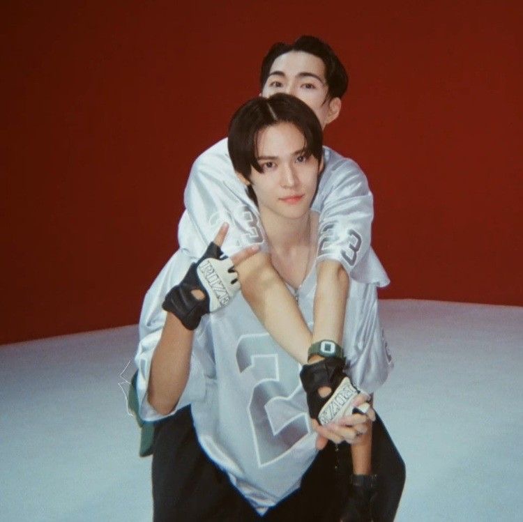 joliyuki's tweet image. man i really miss seeing eunseok and seunghan together like if you don't give eunseok his lil bro back 😭😭😭