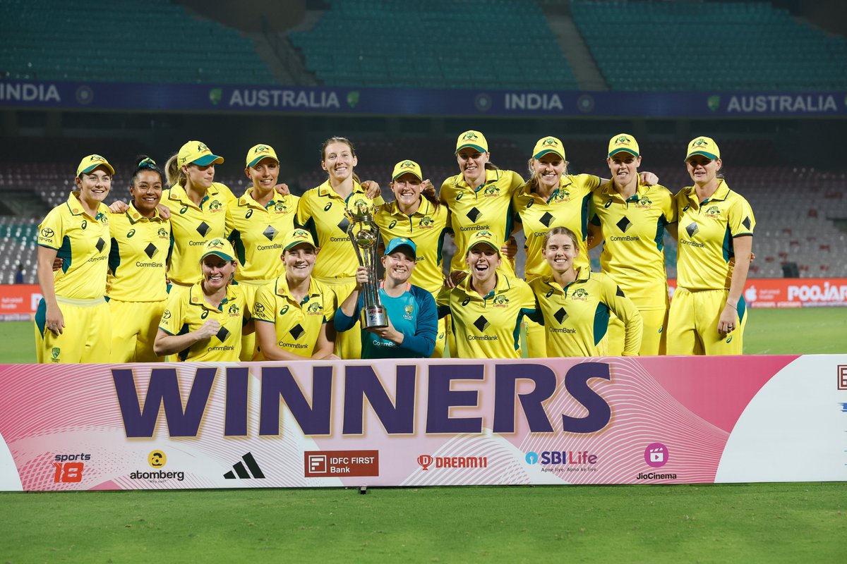 Morning, Aussie fans!

We're bringing two trophies home after a wonderful few weeks in India. Thanks for all the support from back home! #INDvAUS