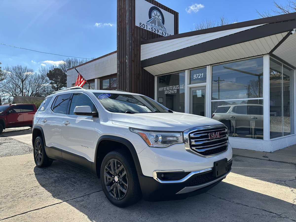 107AutoSale's tweet image. Who needs an awesome family SUV?!

Our 2018 GMC Acadia is loaded to the brim with options and has roomy seating for 7! Don’t miss this perfect third row vehicle for your clan #thirdrowseating #family #shop #local #shoplocal
