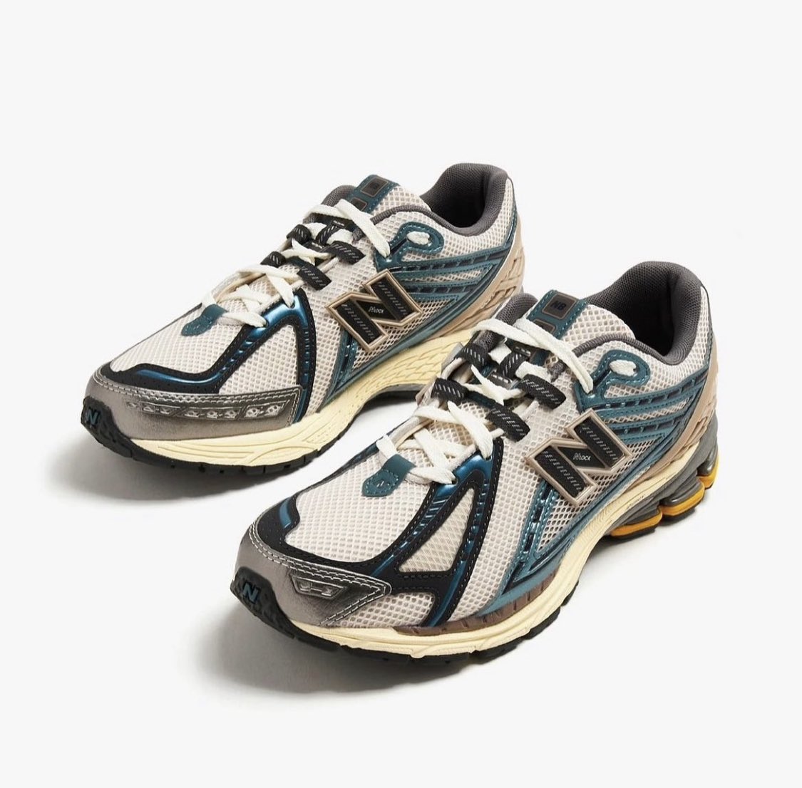 Sneakerologue tweet media