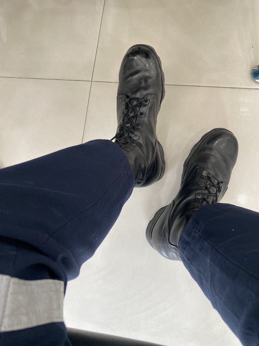 icesitthisak's tweet photo. บื้ออ https://t.co/KY7g5yK6Iw