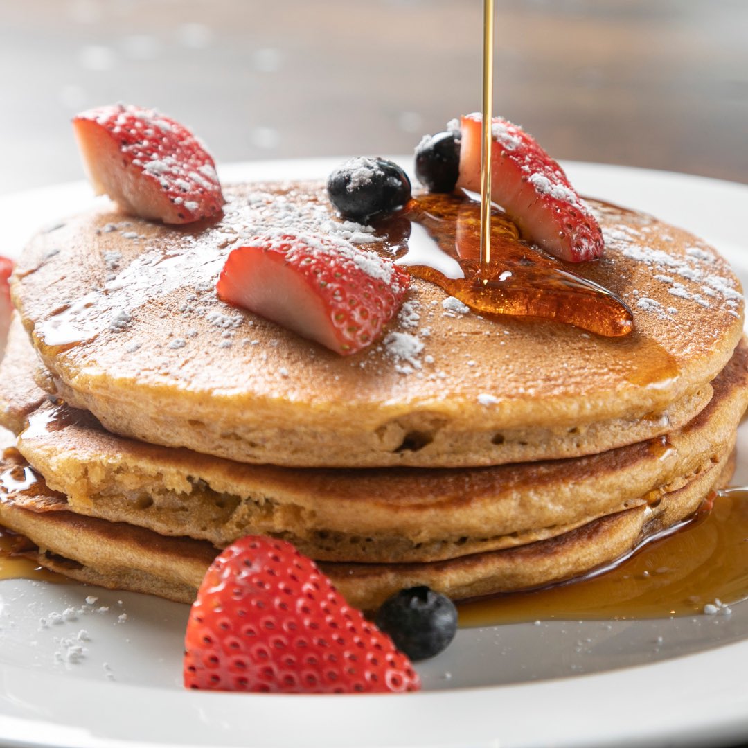 busboysandpoets's tweet photo. Start your day at Busboys and Poets! Indulge in our Signature Brunch menu available every day until 3pm. Good food, great reads, and endless possibilities. #BrunchGoals #BusboysAndPoets #BookAndBreakfast https://t.co/WZvaiYRWLp
