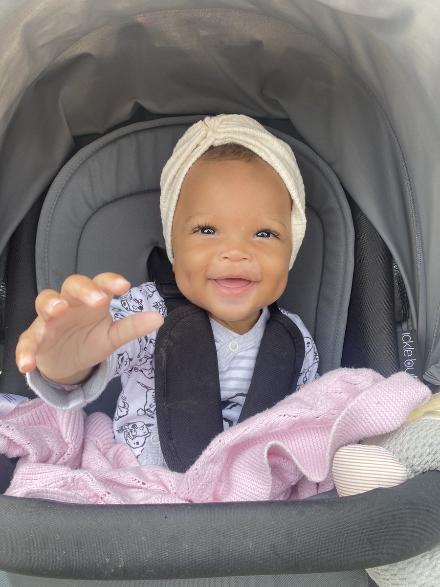 _veelhx's tweet photo. my daughter is literally the happiest baby I’ve ever met 🥹🤭🥰❤️ https://t.co/4dk8KgKavx