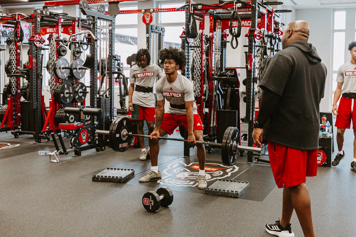 PackFootball's tweet photo. 2024 season 🔜

#1Pack1Goal #HTT https://t.co/MmWZe8smea