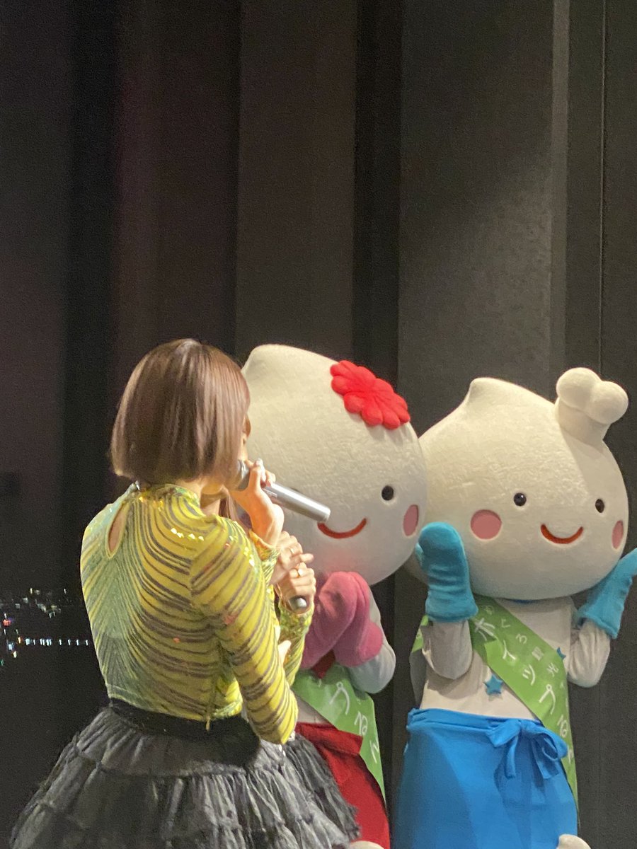 年が明けはや九日目
賀詞交歓会で訪れました本年初二子玉川(ライズ側)の午後6時前はこんな感じです

新年会お世話になりました
ありがとうございます😊
いただきましたご意見等しっかりと反映してまいります

#新年会 #二子玉川 #意見交換 #親睦 #懇親
#自由が丘 #連携 #商店街応援
#世田谷区議会議員