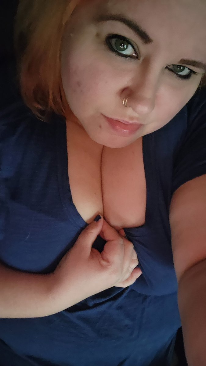curvyashes's tweet photo. Anyone wanna help me take this off?
#curvy #tuesday #tittytuesday #curvyashes #onlyfans #onlyfansbabe https://t.co/59KPRqmlR7