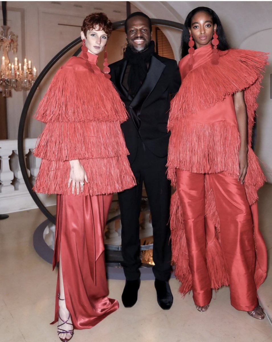 imane_ayissi's tweet photo. For the love of raphia, natural or painted.
For the love of raw materials, only sustainable fashion, always audacity and elegance !
Discover more on https://t.co/plonfQkJeV
#fashionweek #africantextiles #imaneayissi #hautecouture #AfricanFashion #raphia https://t.co/g3HmCDKQrw