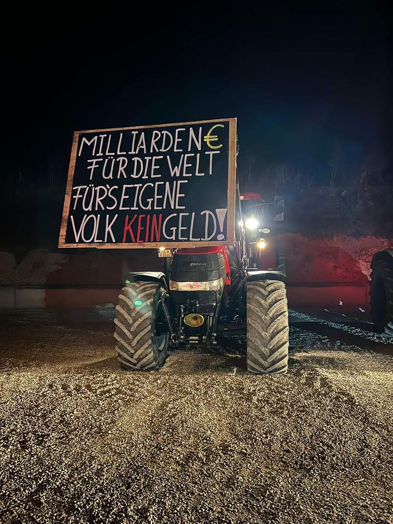 Laßt dieses Bild um die Welt gehen! 🙏🕊
#Bauernproteste