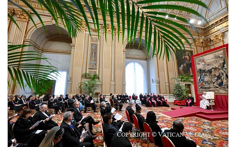 Ромын  Пап Гэгээн хутагт Францис Шинэ жилийг тохиолдуулан Гэгээн Ширээт Улсад  суугаа дипломат төлөөлөгчдийг хүлээн авч уулзан, дэлхий дахинд энх тайвныг  цогцлооход хамтран ажиллахыг уриалав. Тус арга хэмжээнд Элчин сайд Д.Гэрэлмаа оролцлоо.   geneva.embassy.mn/post/2662