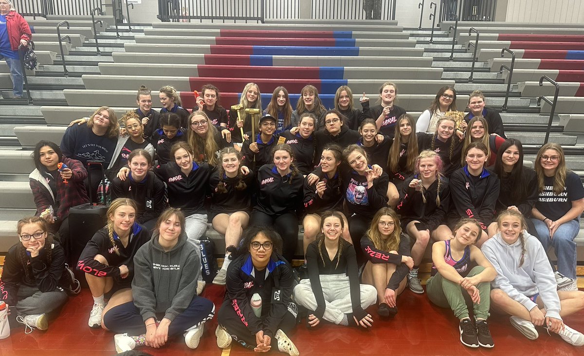 TopsportsN's tweet photo. Weekend prep wrestling roundup: State champion 
@TeamTopHat1 fights through injury woes, continues to roll up titles. @wrestle437 @HaydenHigh @SeamanSchools @TCOBWRESTLING @T_HighAthletics @RossvilleDawgs
 @SilverLakeEagle ...
https://t.co/ywjV3f75bi https://t.co/3NTWg2cwSG