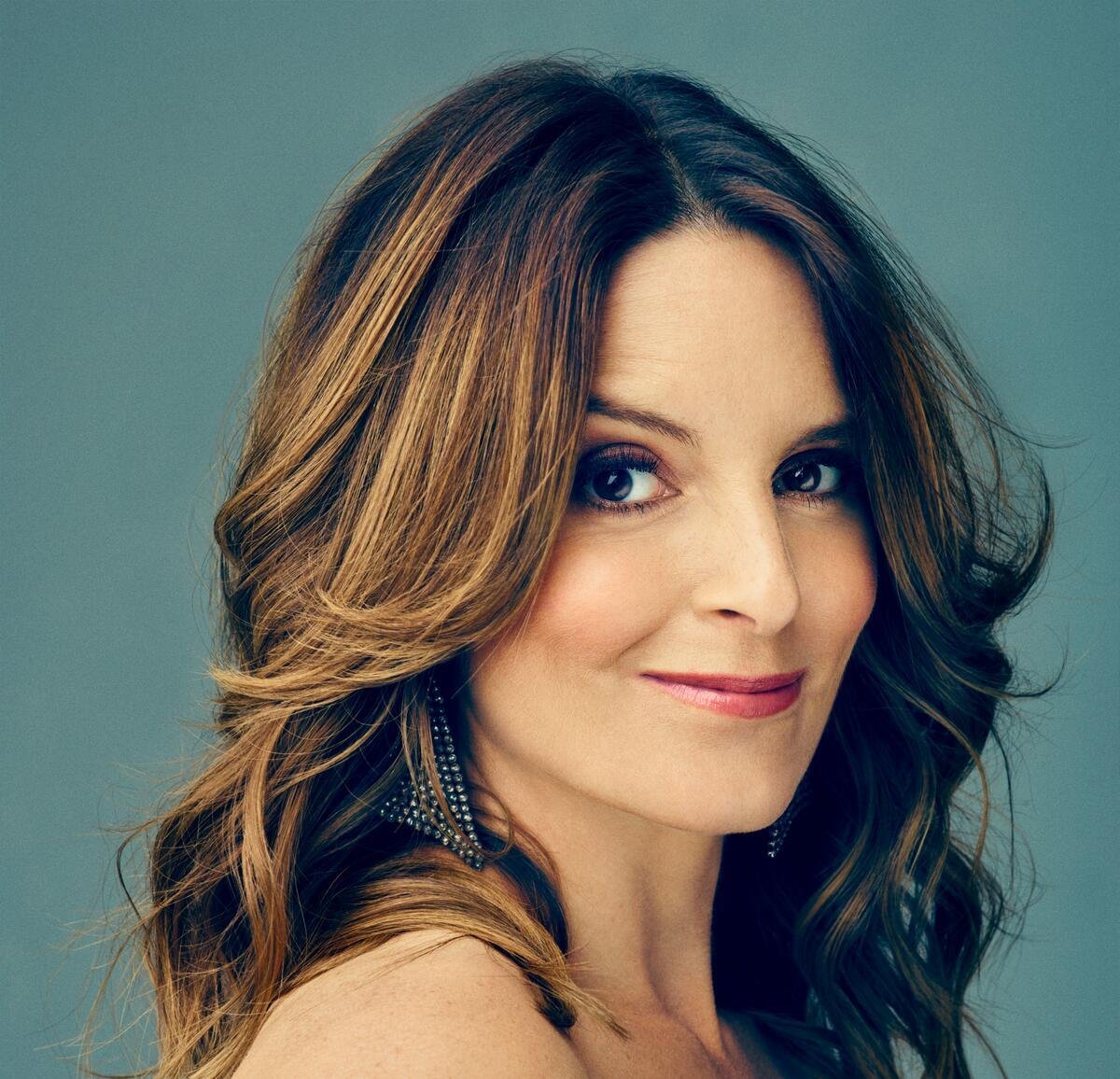 Tina Fey will star in The Four Seasons, a series based on Alan Alda’s 1981 film.

The series is created by Fey and her 30 Rock collaborators — Tracey Wigfield (Great News) and Lang Fisher (Never Have I Ever).