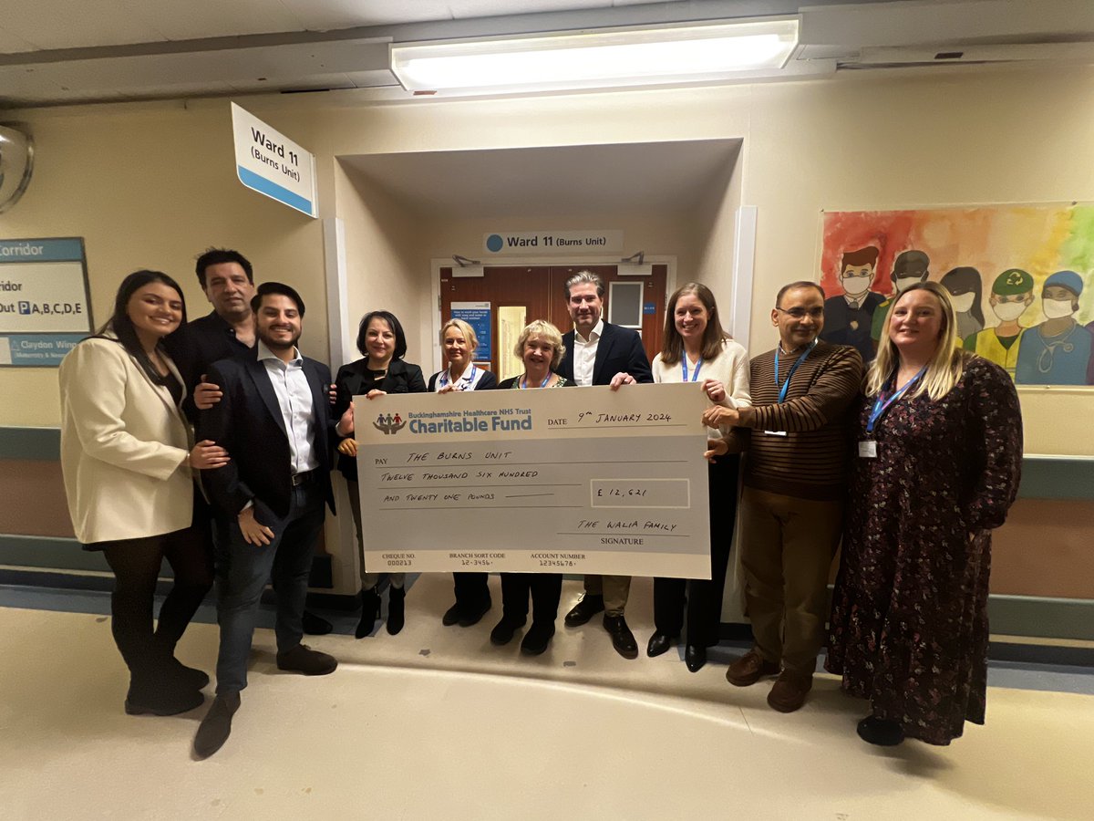 burnsunitBHT's tweet photo. We were honoured to be visited by the Walia family today who have been fundraising for the Burns Unit.  Thank you so much for raising awareness and funds for the unit 😊 @BHTCharity @BucksHealthcare #Beburnsaware #Burns https://t.co/PmVF68tCXE