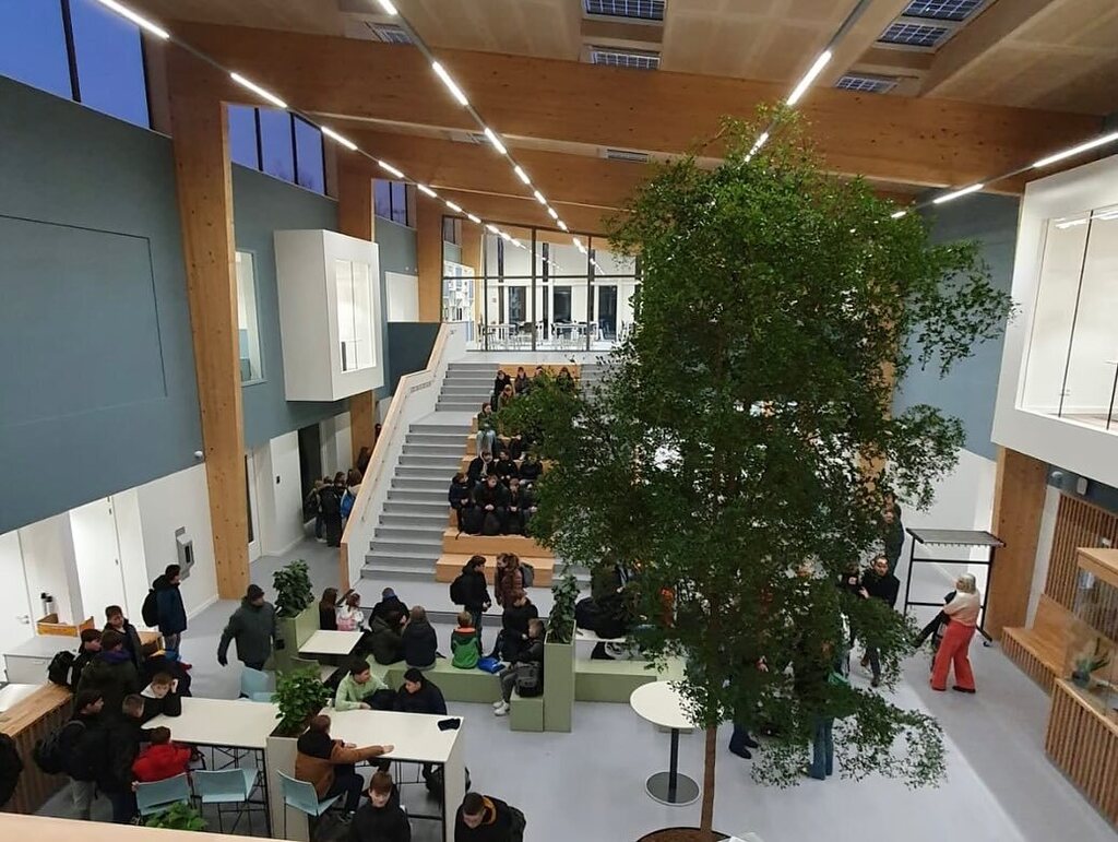 Staring College- ift.tt/SUsOYle