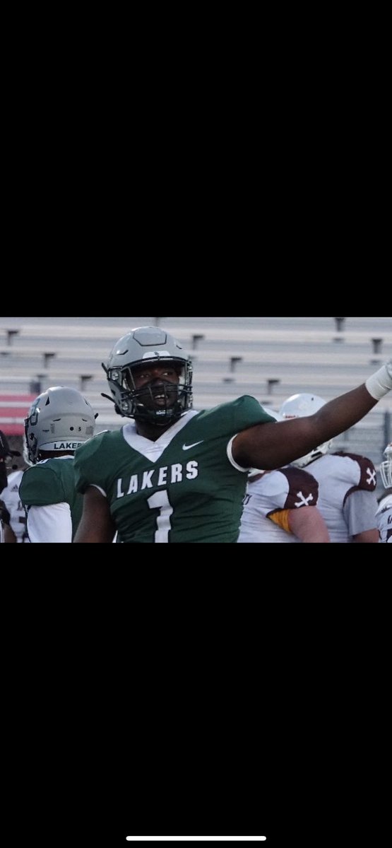 After great talks with @RUCoachJW and <a href="/Coach_Davis42/">C.J. Davis</a> I am BLESSED to receive my first offer from Roosevelt University !! <a href="/JUCOFFrenzy/">JUCO Football Frenzy</a> <a href="/MJCFootball/">MJC Football</a> <a href="/CoachAbbasi/">Coach Abbasi</a> <a href="/Coach_Honeydipp/">Thomas Romero</a>