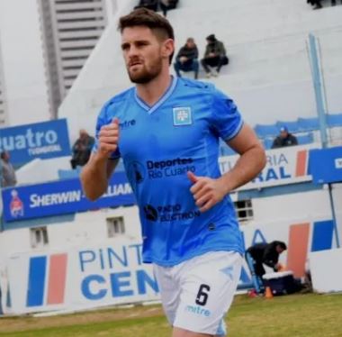 #Belgrano 
#MercadodePases 

El Defensor Central GONZALO MAFFINI está a un paso de ser refuerzo del Pirata

El jugador de 30 años (1.91 m) llegaría procedente de <a href="/EstudiantesRio4/">A. A. Estudiantes de Río Cuarto</a> 

Lo presentan mañana? 

<a href="/fgenesoni/">fernando genesoni</a> <a href="/alobelgranoFM/">ALoBelgrano en Radio 👕📻</a>