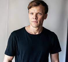merlinpapin3's tweet photo. .@FredOL69007 On souhaite un Bon Anniversaire à #SebastianHulk qui a 49 ans on peut le voir dans
Lendemains de Fête
Ghetto Days
A L'Ouest Rien de Nouveau
Amour Fou
Retour à Budapest
Little Joe https://t.co/34m2DzhTvQ