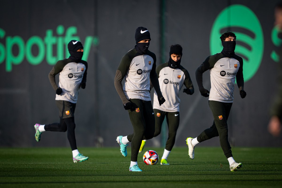 FCBarcelona's tweet photo. Before our trip to Arabia, we had the training session at Ciutat Esportiva Joan Gamper 💪 https://t.co/AA6Q361bj6