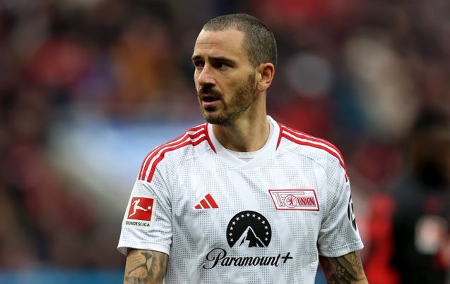 Fenerbahçe, Union Berlin’in İtalyan stoper Leonardo Bonucci ile sezon sonuna kadar anlaşmaya vardı. (@DAZNFootball) Daha önce Fenerbahçe forması giyen tek İtalyan futbolcu: Joao Pedro