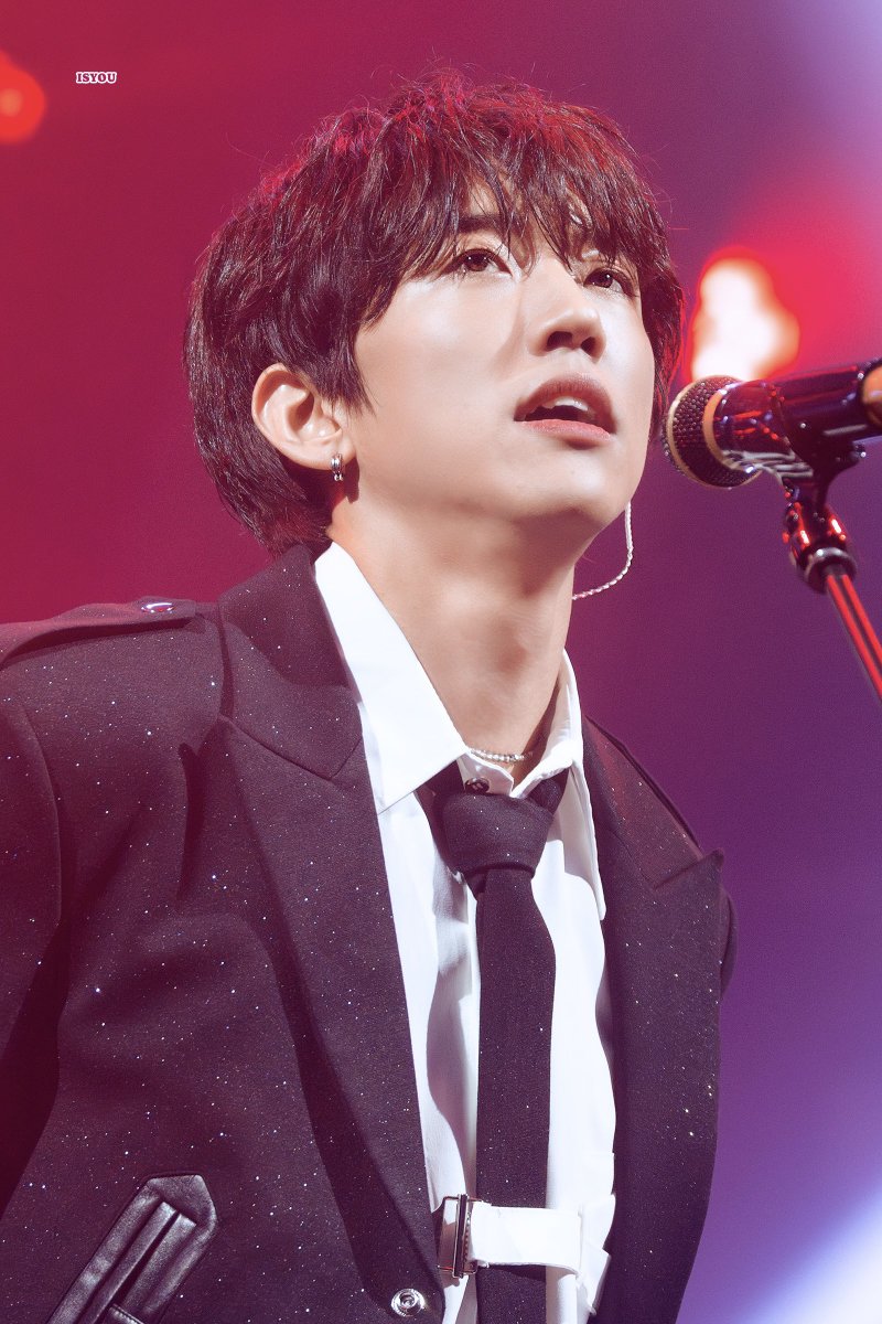 231231 뒤끝 막콘 #이승윤

어떻게 이렇게 생겼지(🖤)