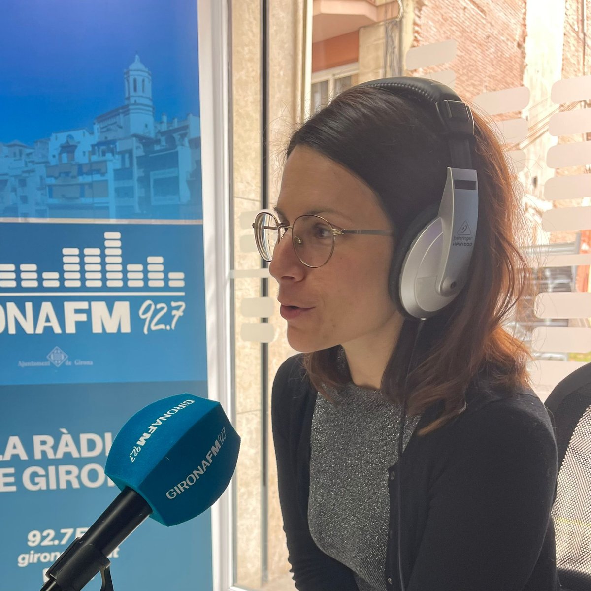 🔵 #Els4Rius a #GironaFM

🎼 Parlem amb Neus Plana Turu sobre el seu projecte Con-fusión que busca unir el flamenc i el jazz a través de la melodia

Ivoox ▶️ go.ivoox.com/rf/122291982
Spotify ▶️ bitly.ws/39ggf

#Girona #927FM #LaTevaRàdio #LaGironina