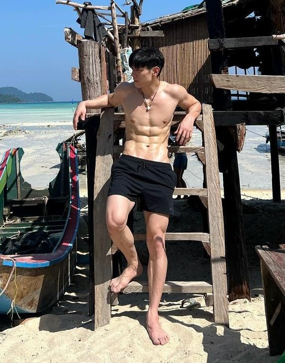 Atong6rerun's tweet photo. #Gapjakarin https://t.co/FMvu95wWAW