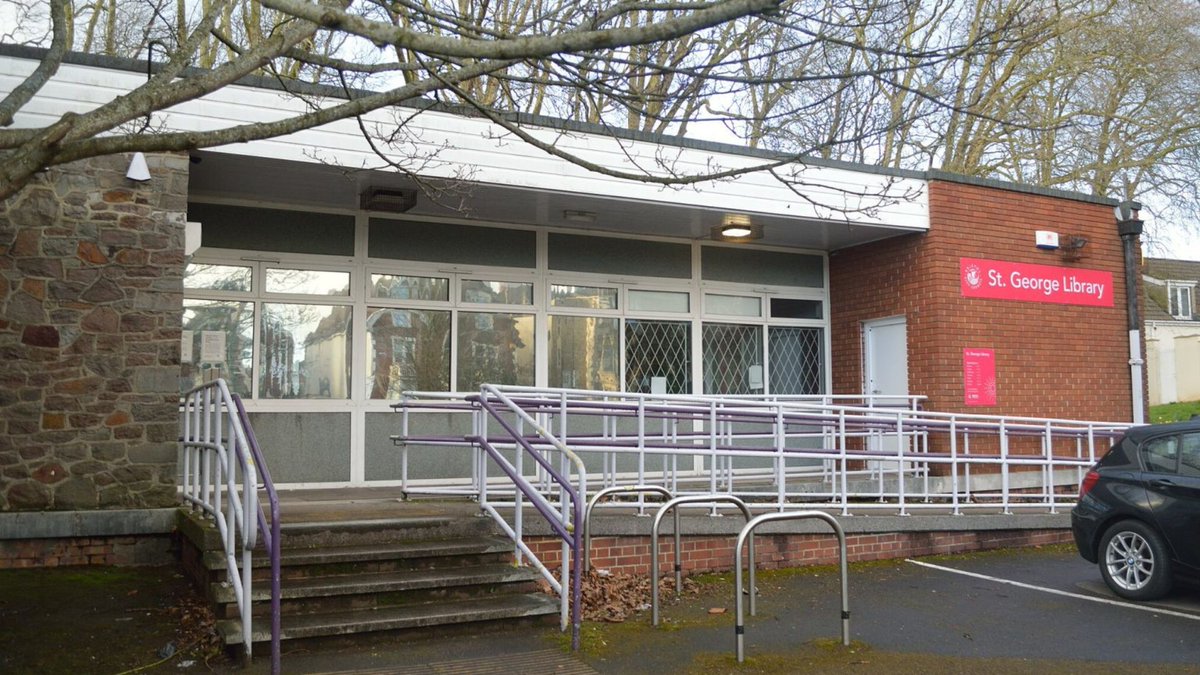 TheBristolCable's tweet photo. 📚🚫 ‘Stealth closures’ of libraries leave casual staff facing hardship and the city with fewer warm spaces.

With the council under huge financial stress, there are renewed fears for the future of the service.

✍️ Full story by @stephc_writes here: https://t.co/zM4SO0zfGf https://t.co/WLf6i9NOuD