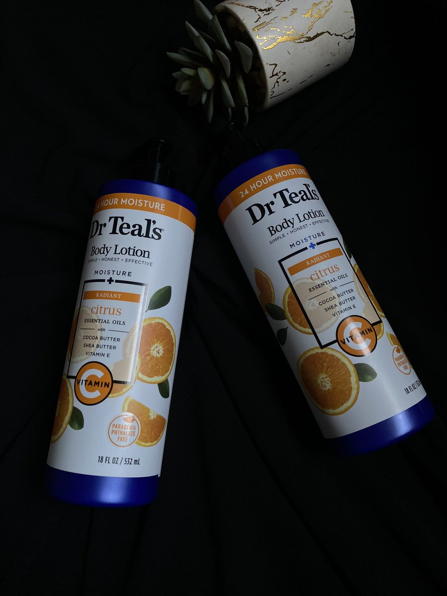 skinindulgence1's tweet photo. Dr. Teal’s Vitamin C &amp; Citrus Body Lotion brings moisture back to the skin, leaving it soft and smooth, while citrus essential oils soothe the senses. It’s infused with essential oils to relax, replenish and rejuvenate your mind and body.
🏷️ 9,500 https://t.co/rTb1ZJ1v9D