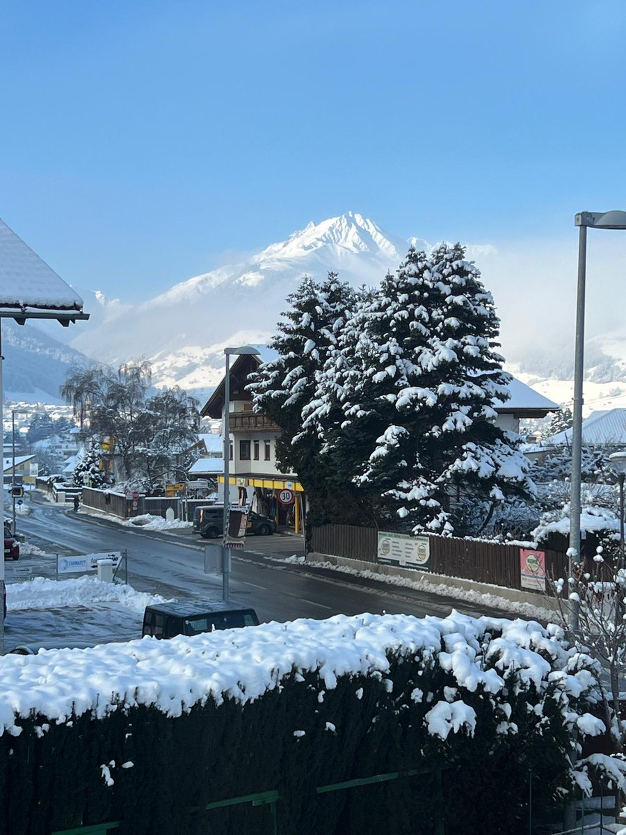 Dave Larsen tweet media