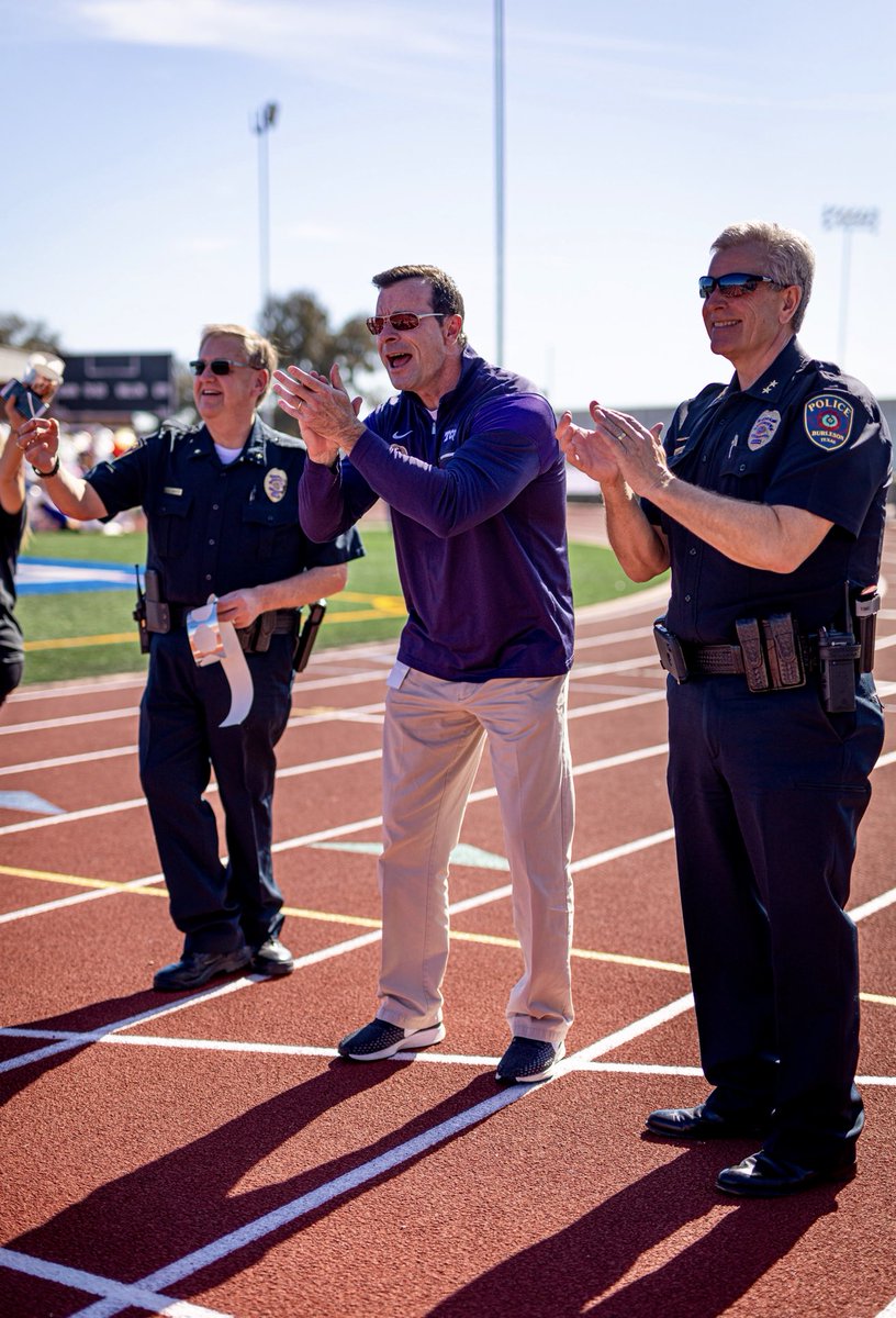 So thankful for our friends at ⁦<a href="/BurlesonPolice/">Burleson Police</a>⁩ for keeping our community safe. Grateful for the protection they provide ⁦<a href="/BurlesonISD/">BurlesonISD</a>⁩ staff and students everyday.
⁦<a href="/BurlesonChief/">Billy Cordell</a>⁩
#LawEnforcementAppreciationDay