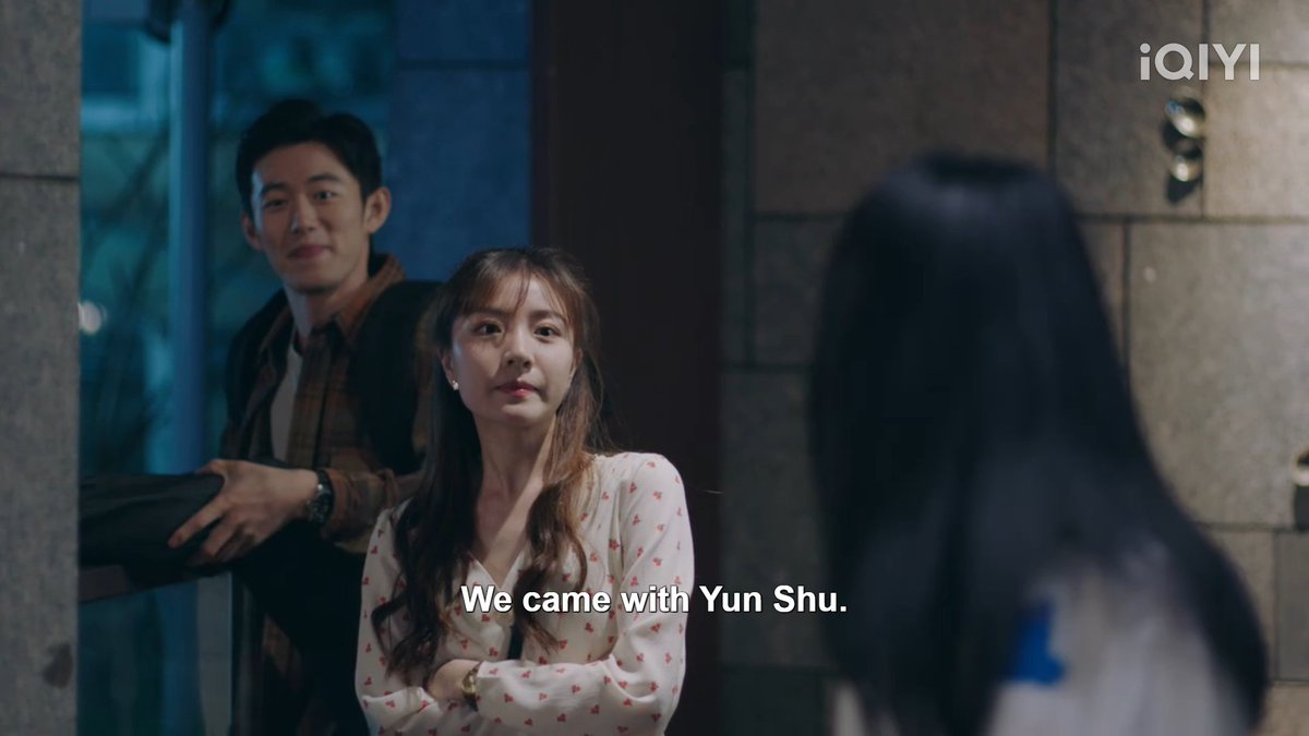 KCDramaWings's tweet image. Yun Shu has the best besties 
There with her to spy and to celebrate🫶

#PerfectAndCasual #完美先生和差不多小姐 #XuRuoHan #ZhaoLuoRan #ShengGangShuai