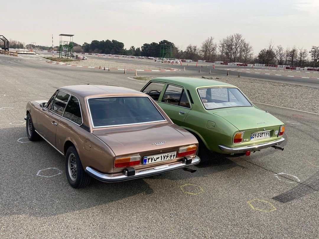 AkDankama's tweet photo. Can you pay 75 million naira for these two cars? (Excluding shipping fee). https://t.co/768I6VFwpC