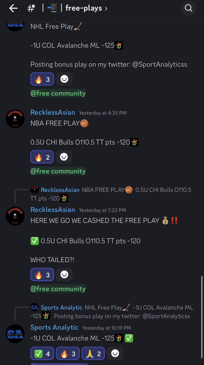 AsianLocksLLC's tweet image. Free plays for the free VIP community sweeps 3-0 💰🧹

It is free to join the community and get free plays daily so why not tap in below ⬇️👀

@Asianlocks2Mr : CFB SGP +311✅

@SportAnalyticss : Avalanche ML -125✅

@RecklessAsian : Bulls TT O110.5 -120✅

whop.com/mr-asianlocks-…