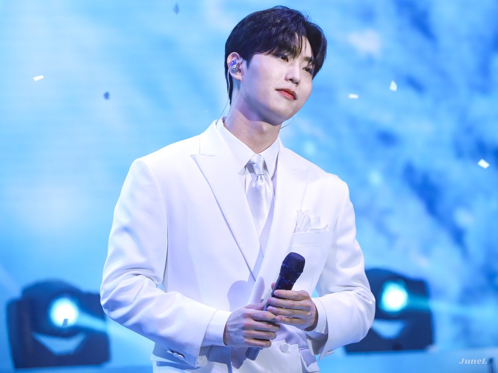 231224 Libelante X Forténa 콘서트 고양 막콘

진원 사진 총 4장 같사다보 진행해봤습니다!
함께 열심히 보정해준 모든 친구들 감사해요🩵

타래로 이어집니다!

*참여해주신 김이내님 태그가 안되어 본문에 태그합니다! (<a href="/inae_kim__pic/">김이내</a>)